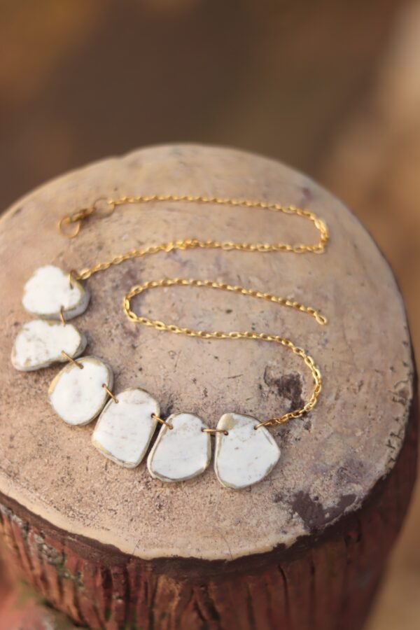 White & Golden Necklace