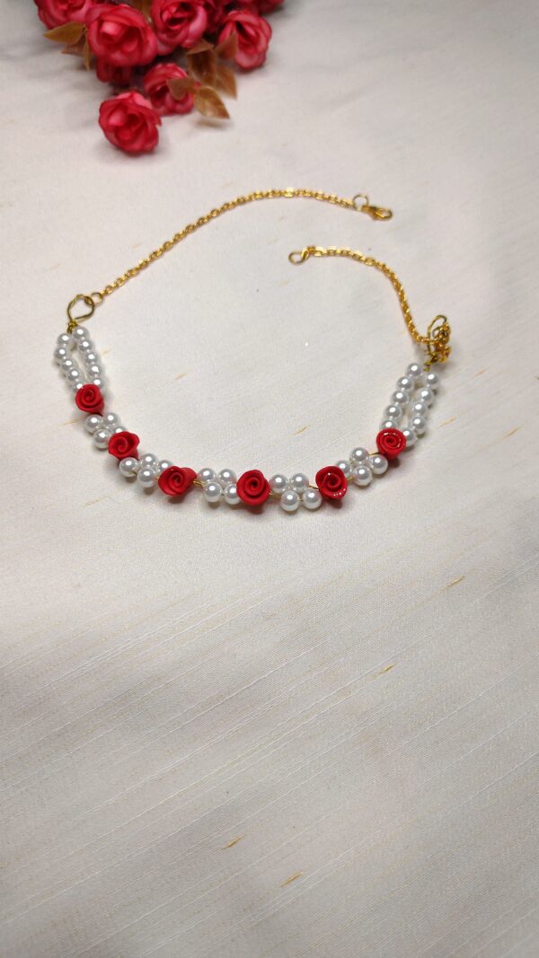 Rose Choker