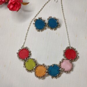 Multicolored necklace set