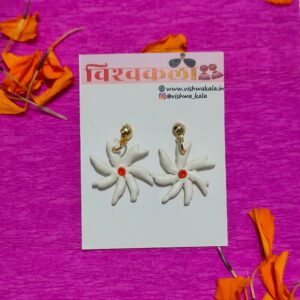 Prajkta Dangles