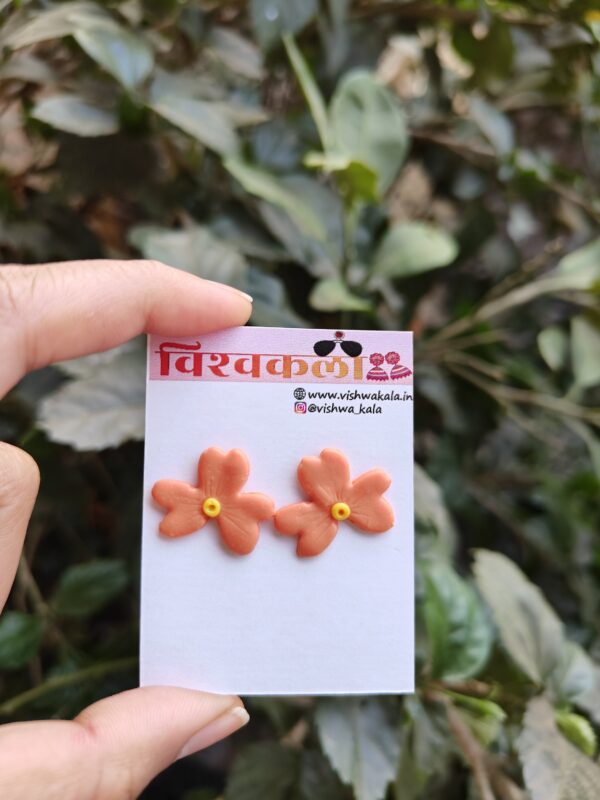 Light Aboli Colour studs