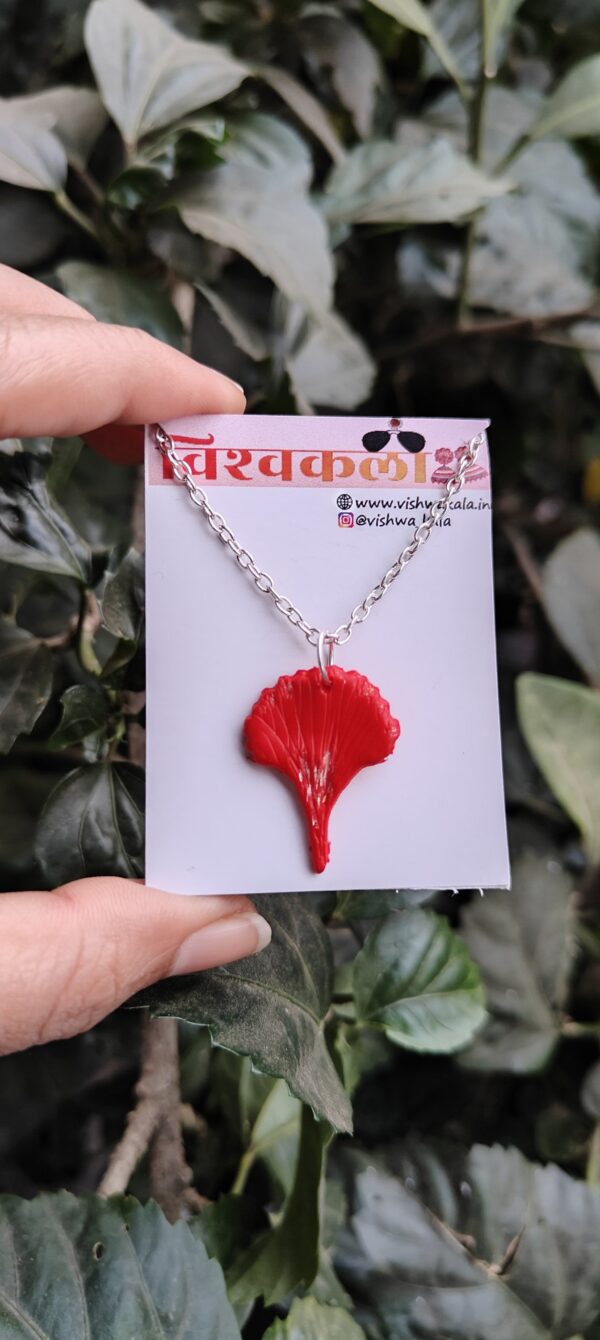Gulmohar Pendant with Chain
