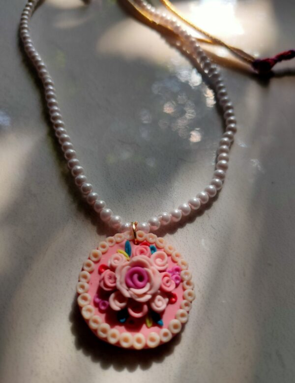 Flower Blast Necklace