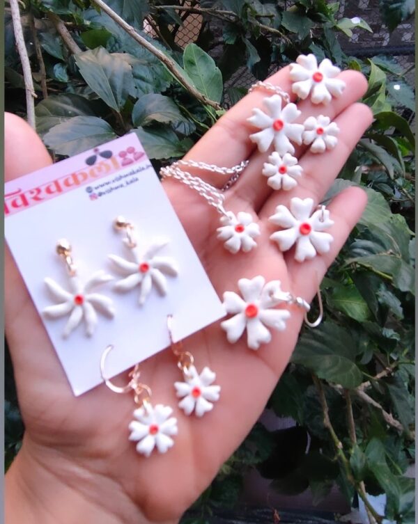 Prajkta flower full set