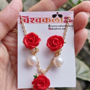 Rose necklace & earrings set