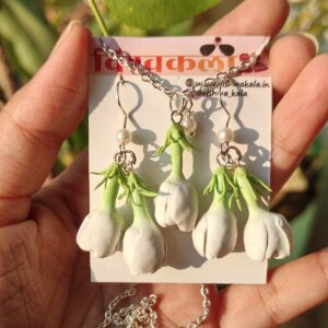 Mogara (Jasmin) Earrings and Necklace set